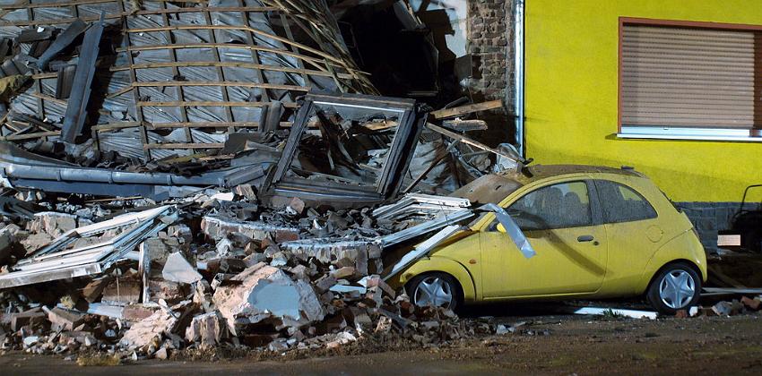 Hausexplosion Bruehl bei Koeln Pingsdorferstr P088.JPG